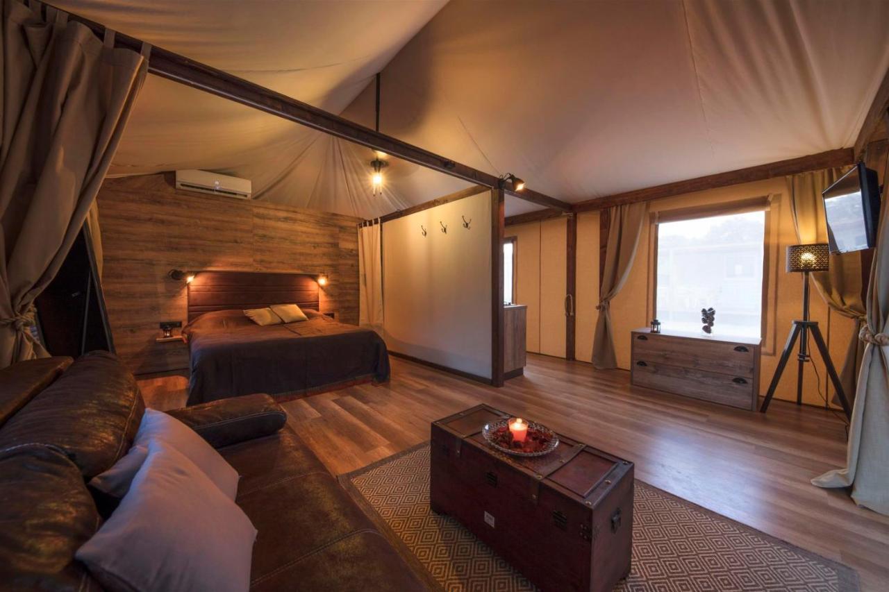 Glamping Tents And Mobile Homes Trasorka Veli Lošinj Dış mekan fotoğraf