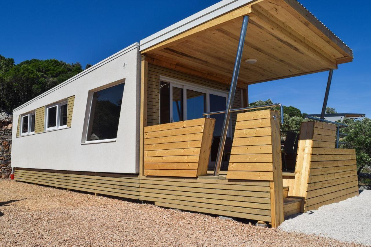 Glamping Tents And Mobile Homes Trasorka Veli Lošinj Dış mekan fotoğraf