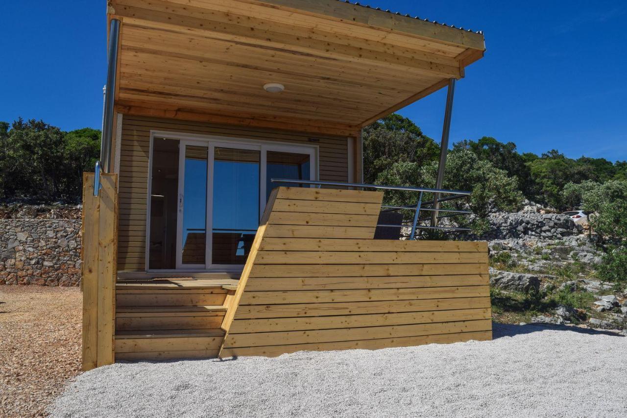 Glamping Tents And Mobile Homes Trasorka Veli Lošinj Dış mekan fotoğraf