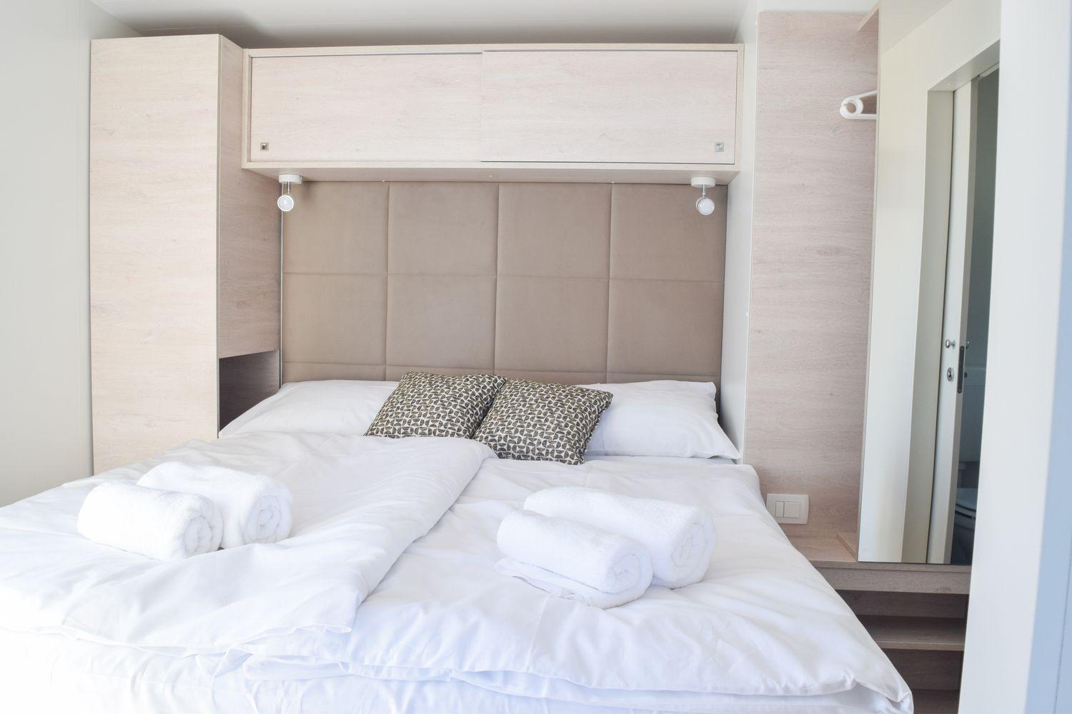 Glamping Tents And Mobile Homes Trasorka Veli Lošinj Oda fotoğraf