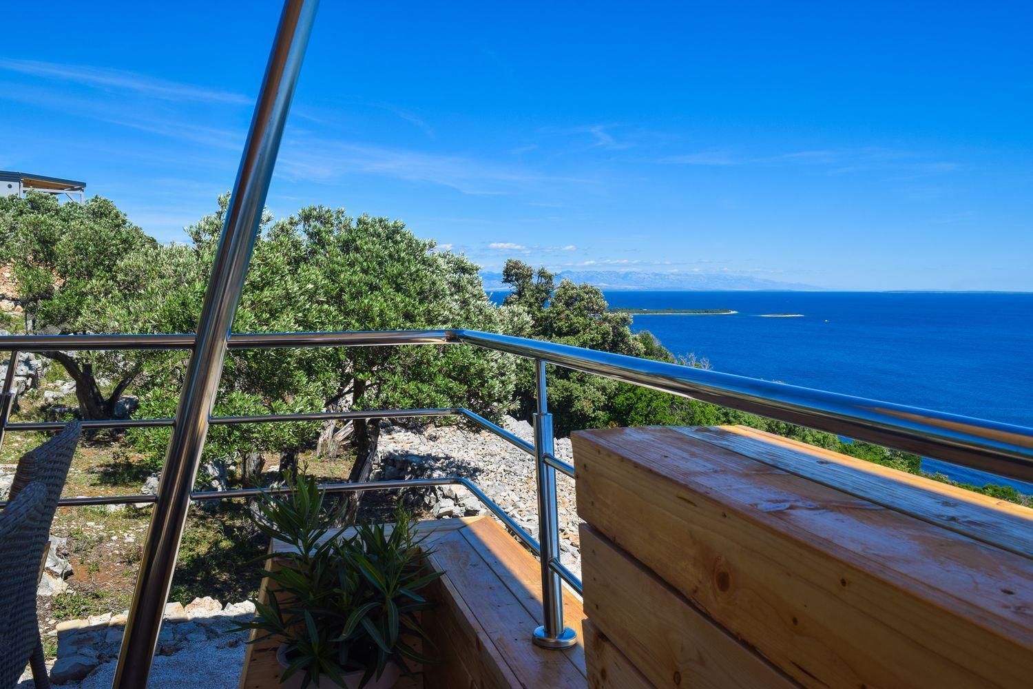 Glamping Tents And Mobile Homes Trasorka Veli Lošinj Oda fotoğraf